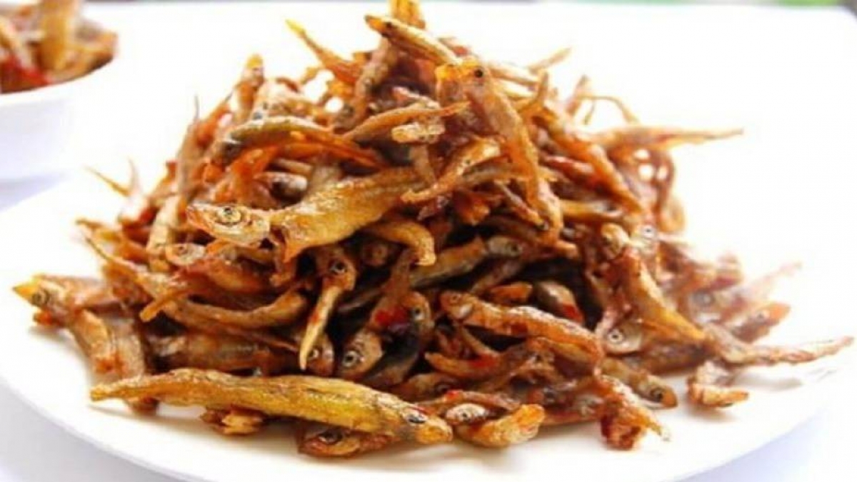 Cá cơm chiên (Ảnh: Internet)