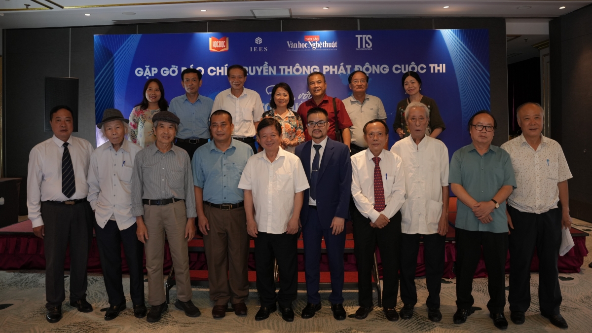 Các đại biểu tại lễ phát động Cuộc thi “Đến với Con đường tương lai”. Ảnh: BTC cung cấp