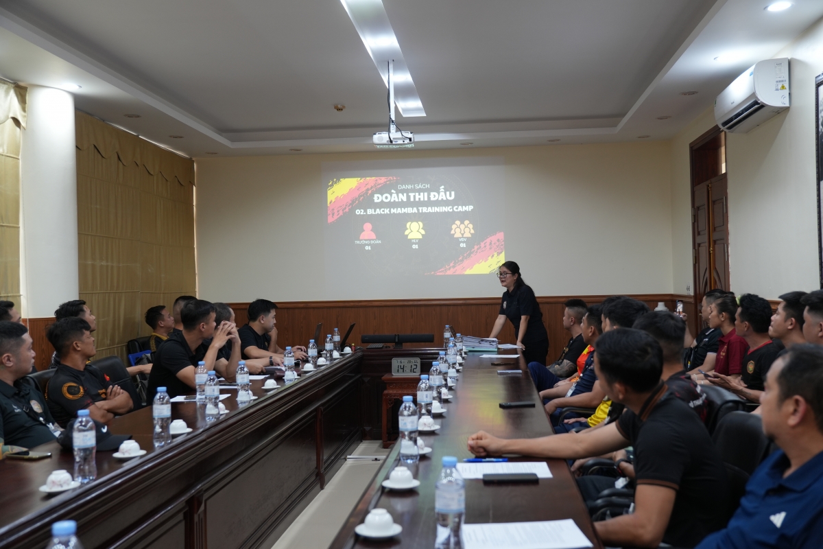 Buổi làm việc của BTC trước ngày khai mạc Cúp các CLB Võ thuật tổng hợp toàn quốc (ảnh: BTC)