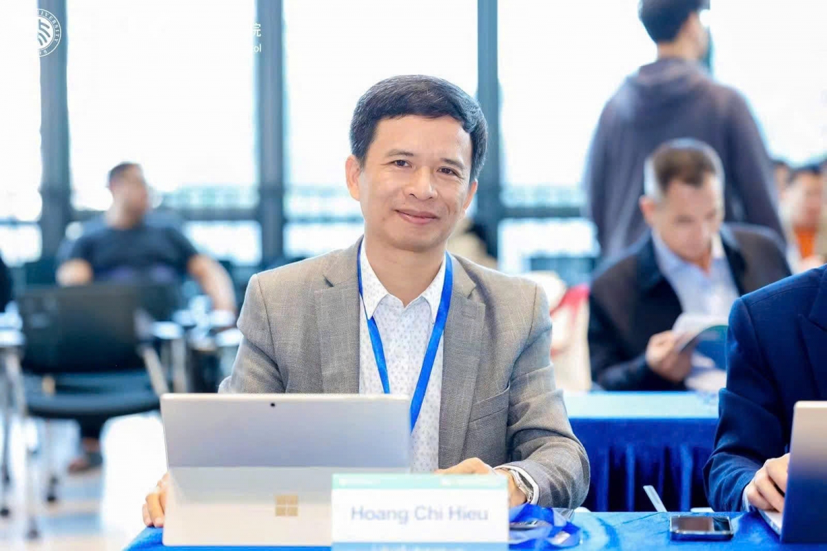TS Hoàng Chí Hiếu, Phó trưởng khoa Vật lý, trường ĐH Khoa học Tự nhiên - ĐHQG Hà Nội
( Ảnh: nvcc)