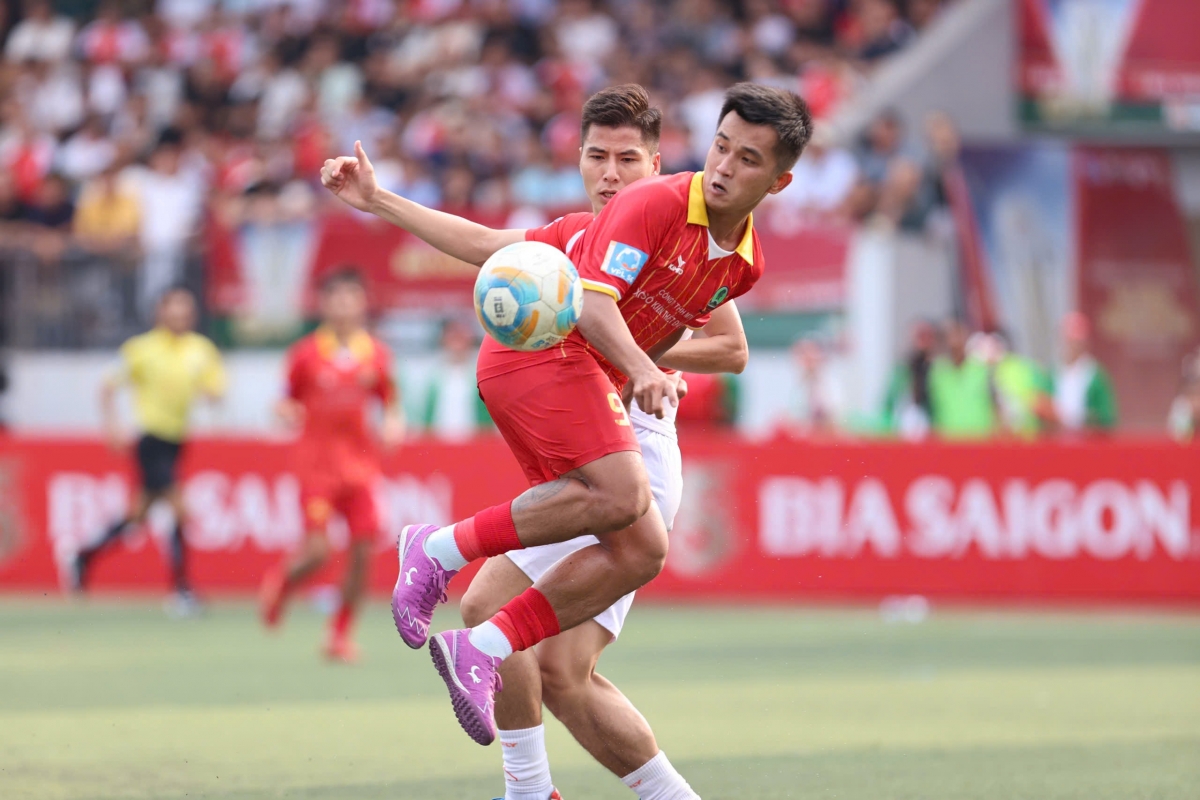 Thiên Khôi FC có mùa giải đặc biệt thành công với 2 danh hiệu giành được (ảnh: Vietfootball)