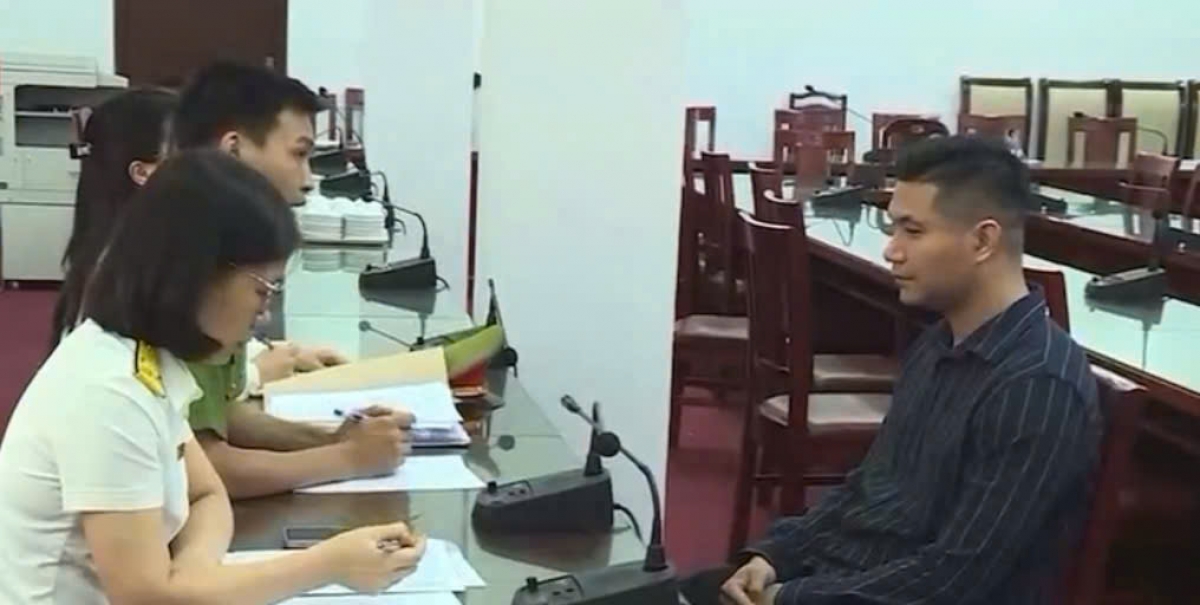 Một cá nhân kinh doanh online có hành vi trốn thuế làm việc với cơ quan chức năng