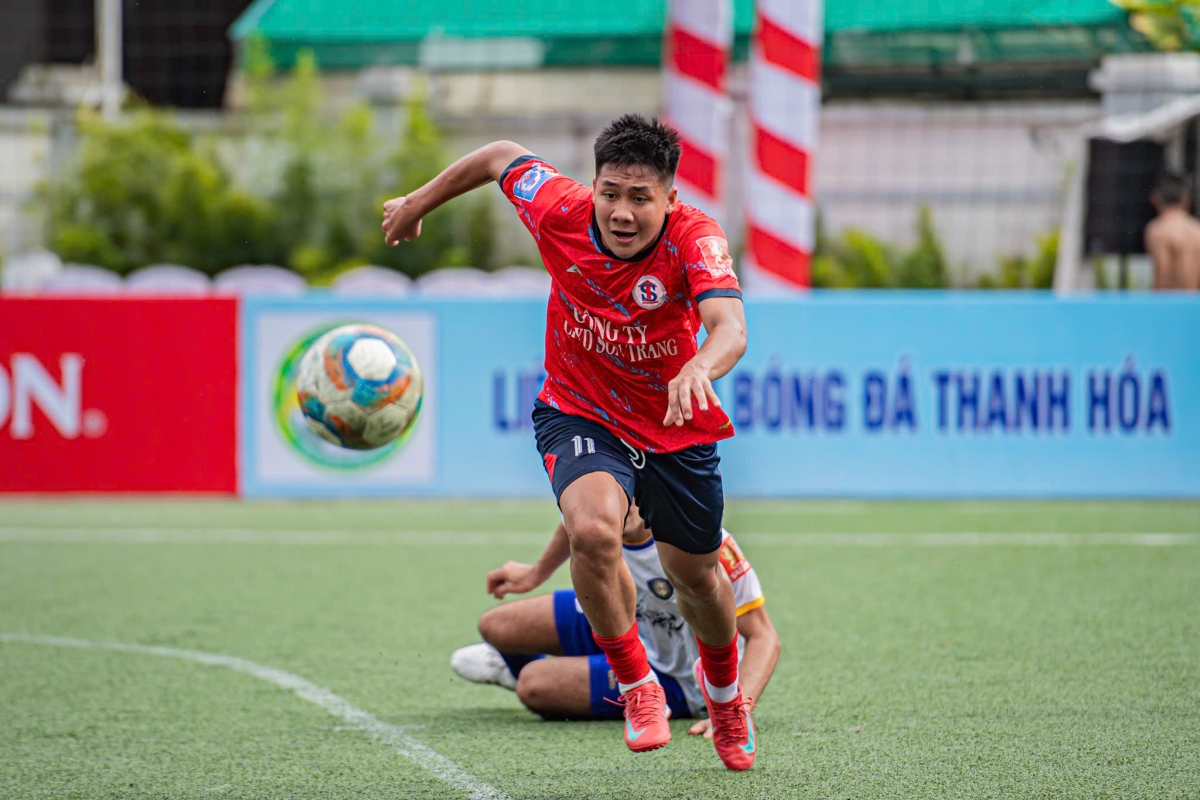 Sơn Trang FC ghi 10 vào lưới The Tigers và vô địch vòng loại khu vực Đông Bắc Bộ (ảnh: Vietfootball)