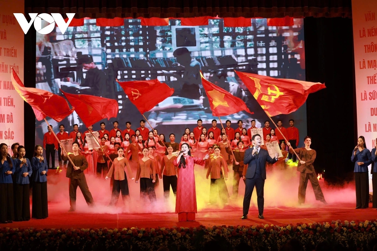 Công nghiệp văn hóa định hình nhiều hướng đi sáng tạo, từng bước chuyên nghiệp, đóng góp ngày càng lớn vào tăng trưởng kinh tế