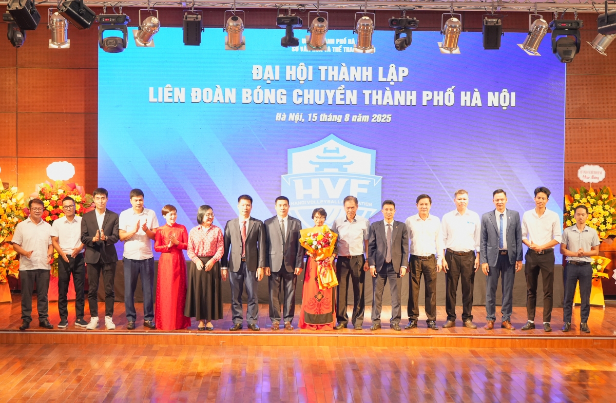 Ban chấp hành Liên đoàn bóng chuyền Hà Nội nhiệm kỳ I (ảnh: BTC)