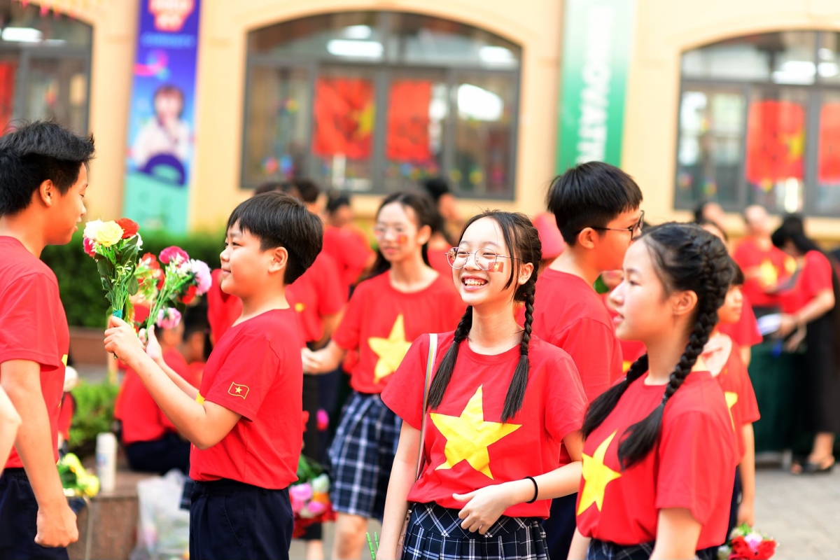 (Ảnh minh họa: Trường THCS và THPT Nguyễn Siêu)