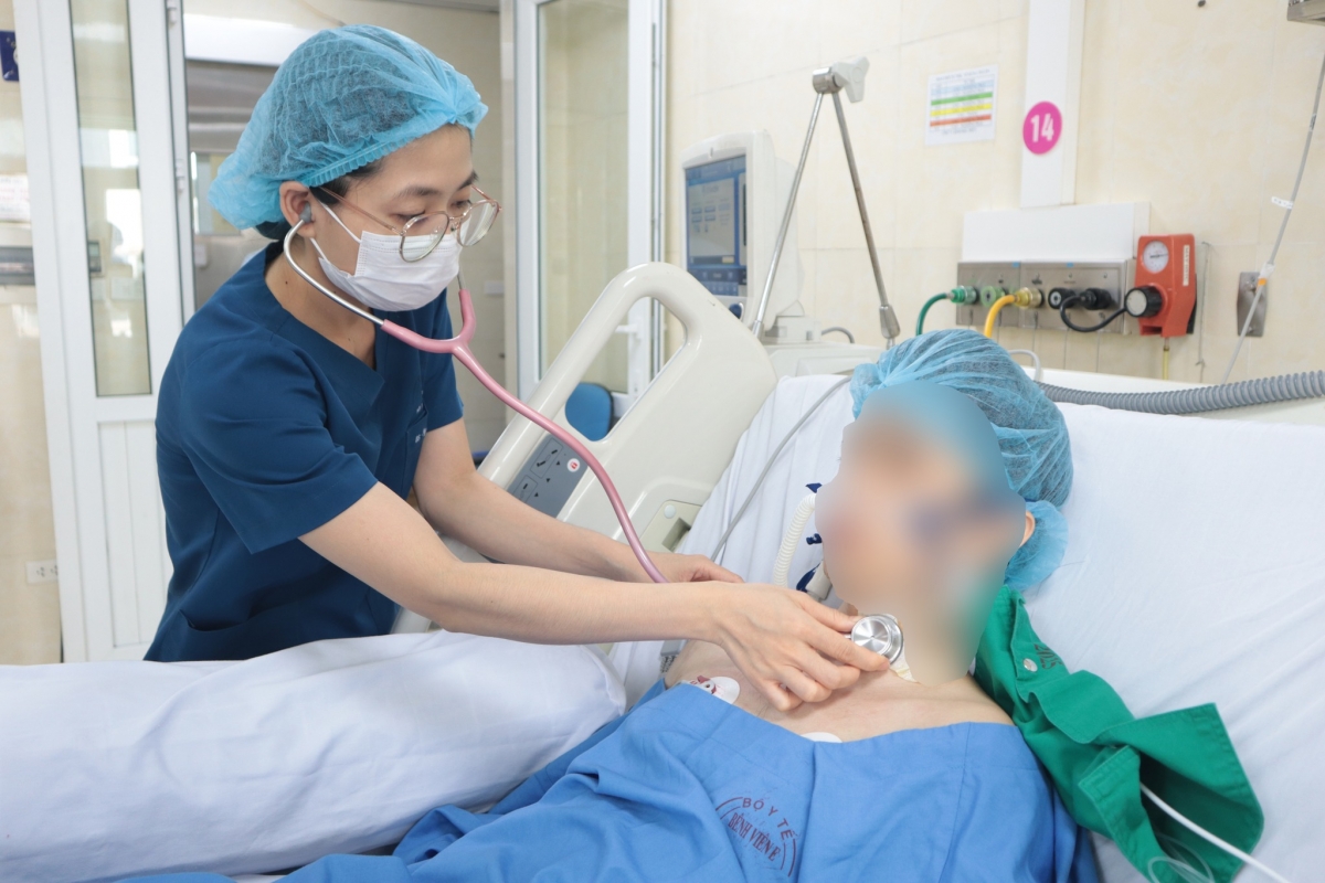 Nam bệnh nhân được cứu sống sau khi ngừng tim tại phòng tập gym (Ảnh: BVCC)
