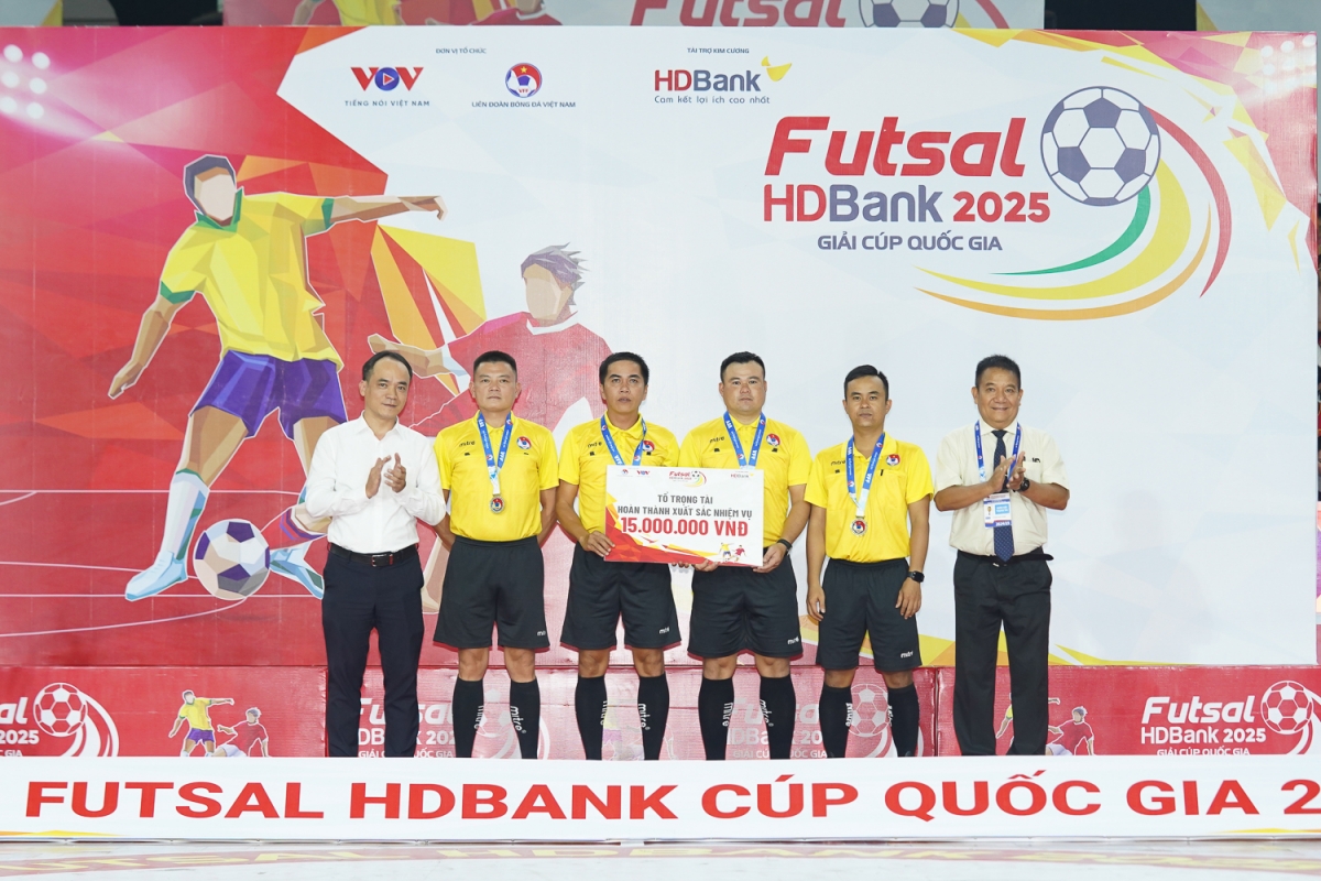 Tổ trọng tài hoàn thành xuất sắc nhiệm vụ: Huỳnh Xuân Bá, Đỗ Tuấn Danh, Nguyễn Thế Bảo, Lê Sơn Trà.(Ảnh: BTC)