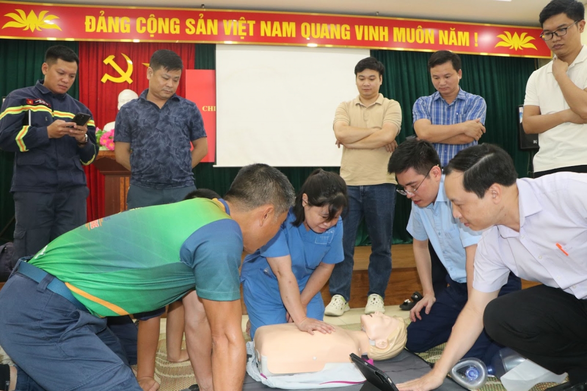 Thực hành cấp cứu (Ảnh: Trường ĐH Y dược)