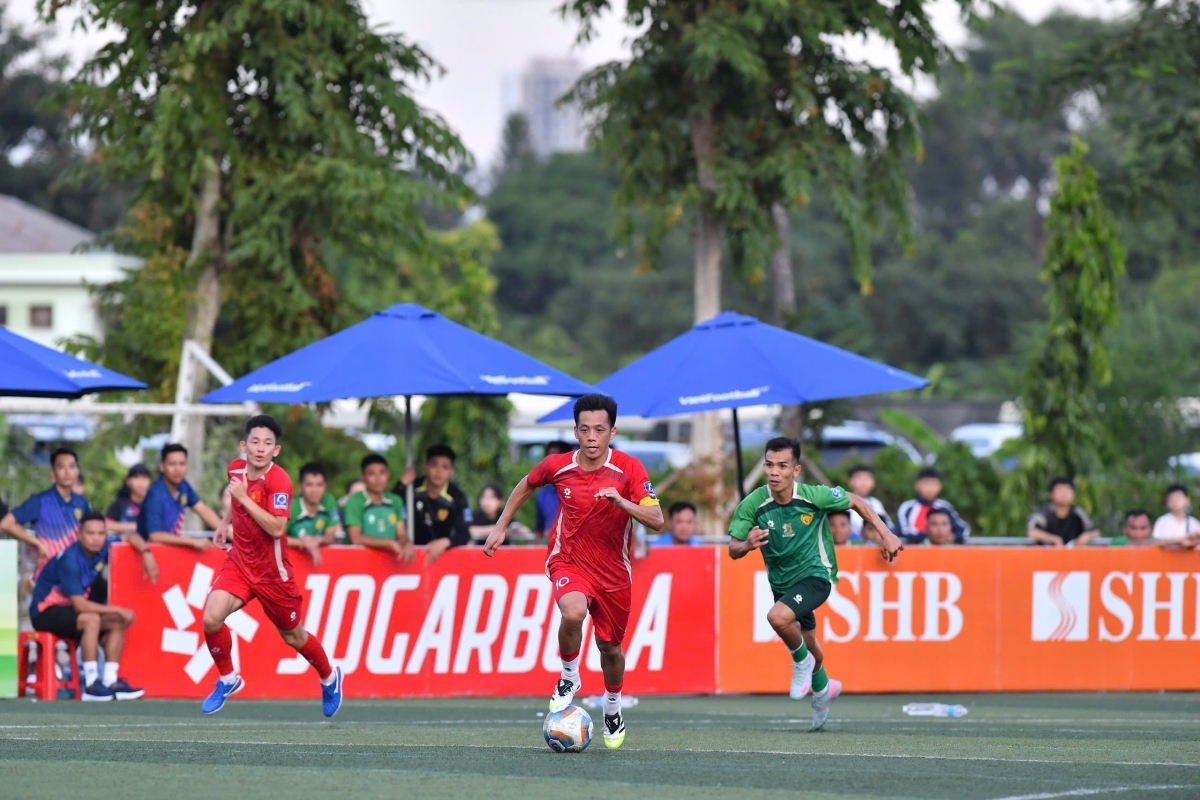 Trận showmatch VPL Dream Team – Vietnam All Stars lần đầu tiên tổ chức (ảnh: Vietfootball)