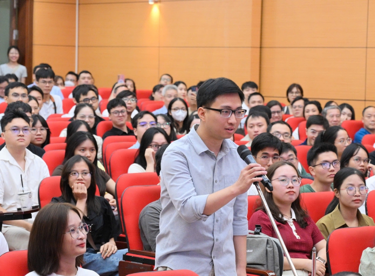 Màn hô tên lựa chọn chuyên ngành bác sĩ nội trú của Trường ĐH Y Hà Nội hôm 9/9. Ảnh: HMU