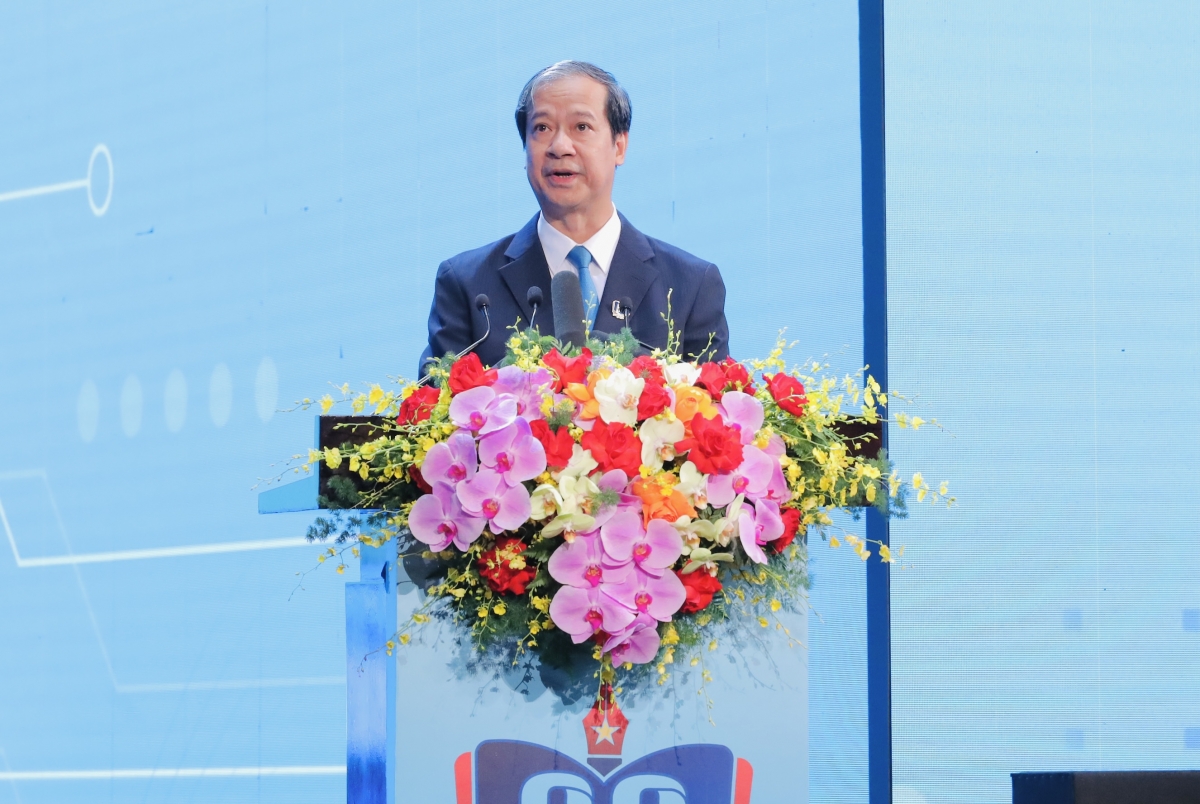 Bộ trưởng GD-ĐT Nguyễn Kim Sơn đọc diễn văn (Ảnh: Moet)