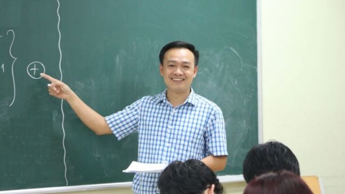 Thầy Trần Mạnh Tùng (Ảnh: NVCC)