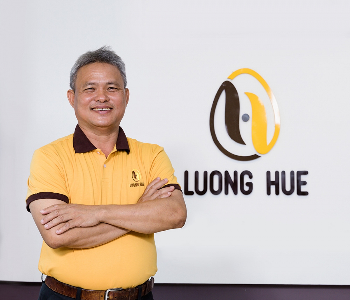 Cựu chiến binh Phạm Văn Lượng – Chủ tịch Hội đồng quản trị
Công ty Cổ phần Giống gia cầm Lượng Huệ . Ảnh: KT website công ty