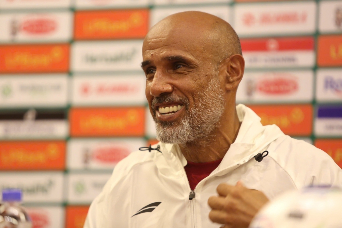 HLV Al-Sunaini nói về mục tiêu kép của U23 Yemen (Ảnh: VFF)