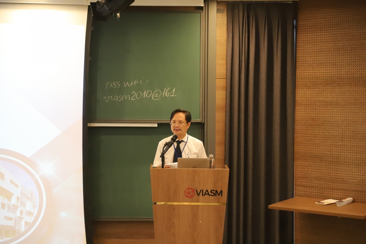 GS.TSKH Vũ Hoàng Linh - Chủ tịch Hội Toán học Việt Nam (Ảnh VIASM) 