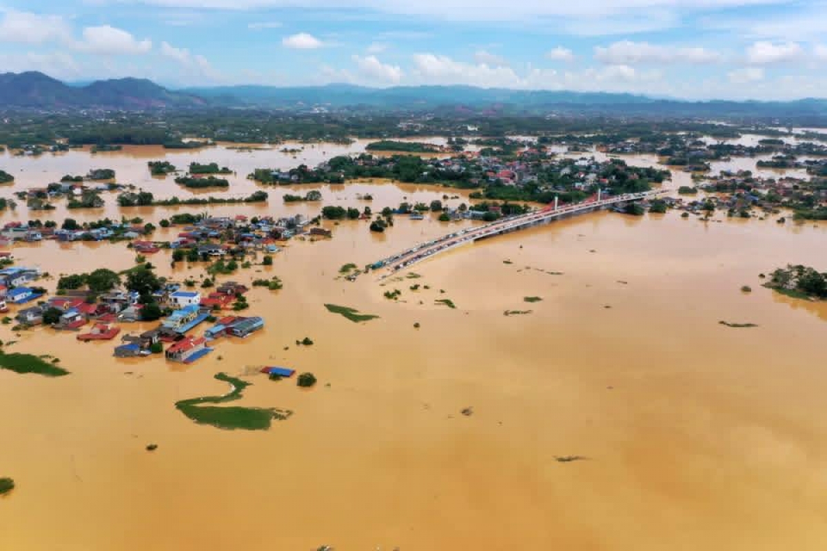 Phường Linh Sơn và Gia Sàng, ở giữa là cầu Huống Thượng. Ảnh: Ảnh Lê Khắc Duy 