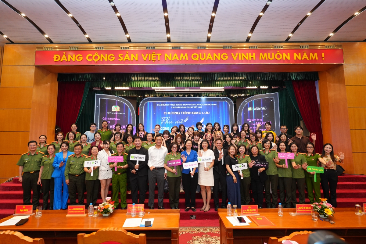 Các đại biểu tham dự chương trình. Ảnh Ban TC