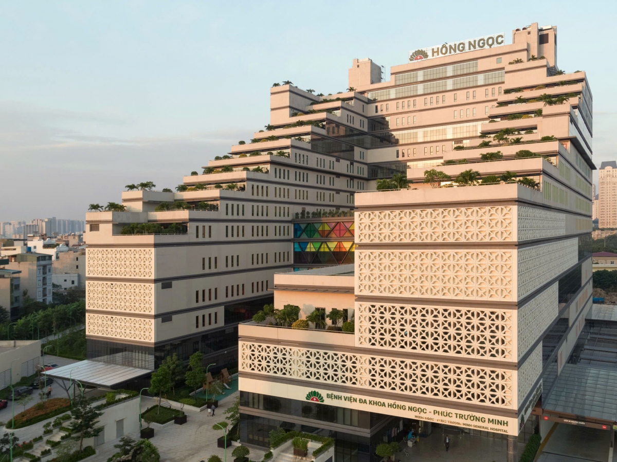 Bệnh viện Đa khoa Hồng Ngọc - Phúc Trường Minh