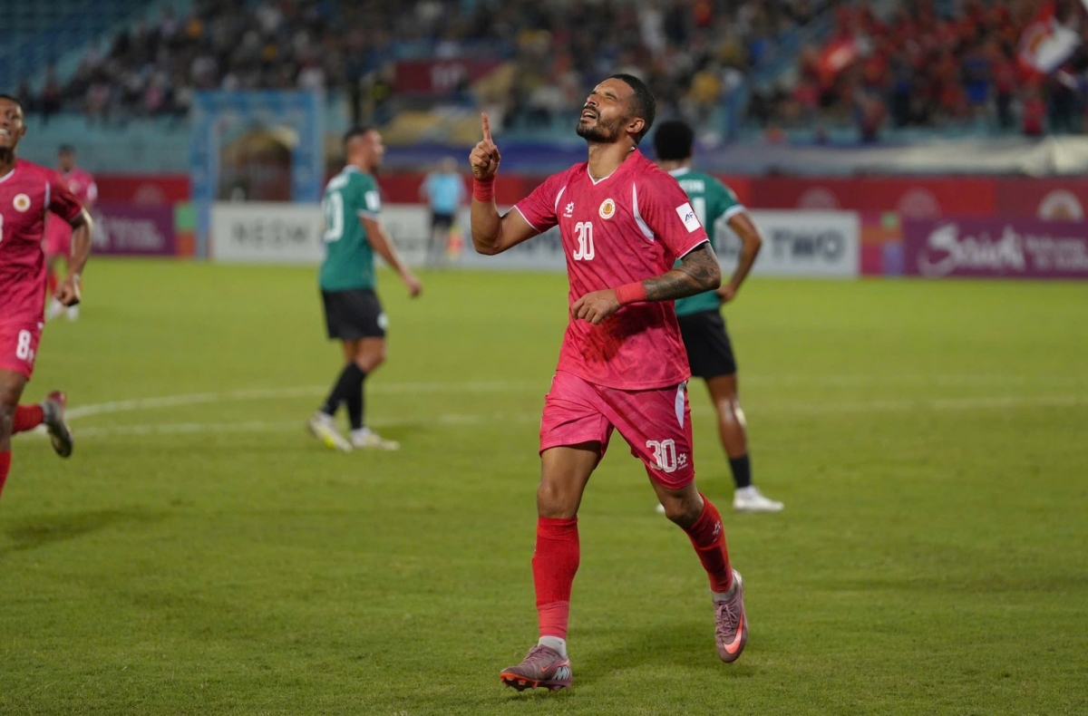 Rogerio hoàn tất cú đúp ngay trong hiệp 1 (Ảnh: CAHN FC)