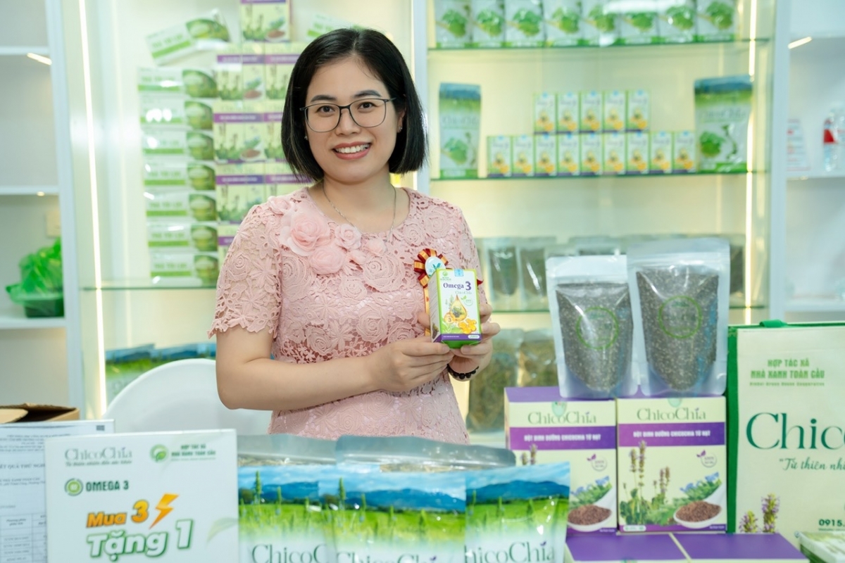 Bà Vũ Thị Thanh Huyên, Tổng Giám đốc HTX Nhà xanh Toàn Cầu (Ảnh: NVCC)