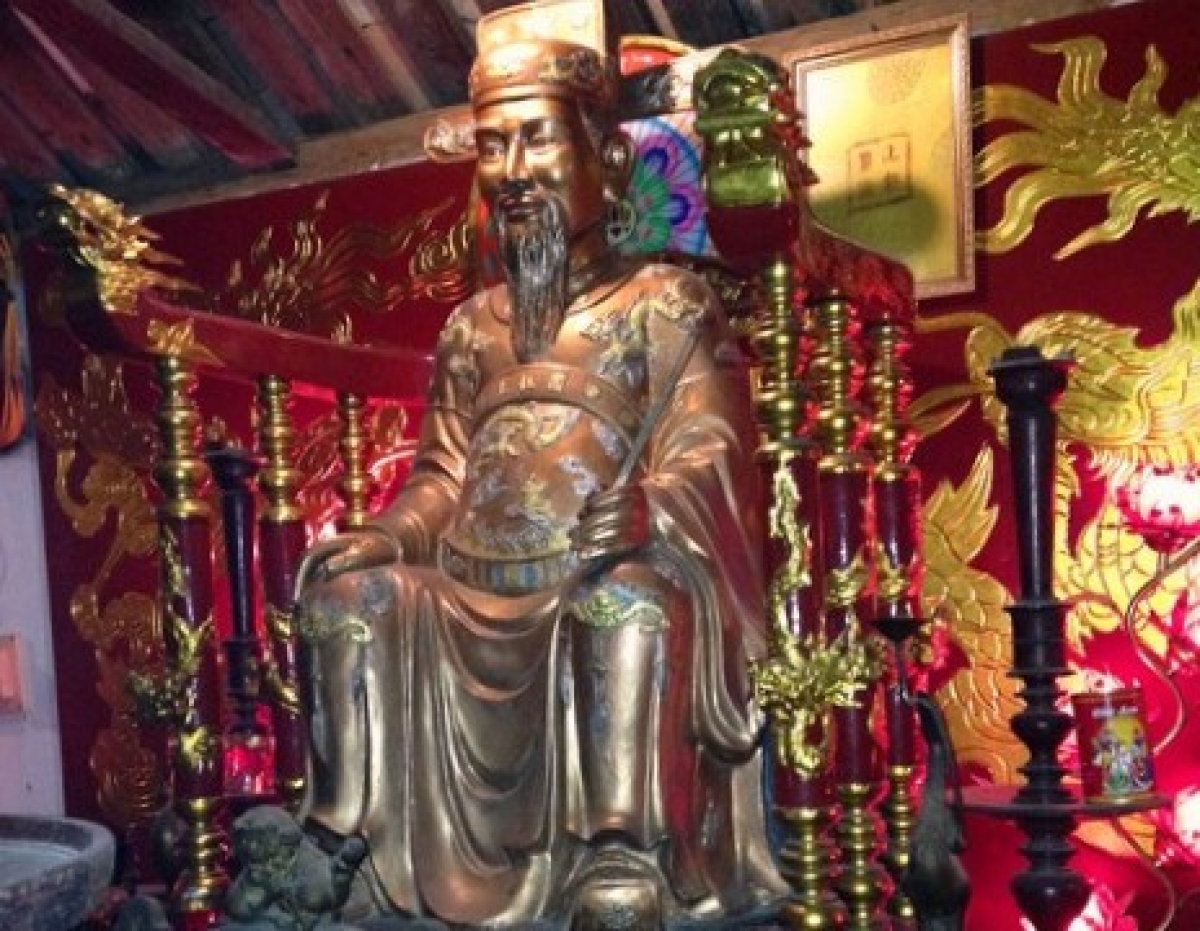Tương Thái tể Nguyễn Duy Thì tại đền thờ ông ở xã Xuân Lãng, Phú Thọ. Ảnh: BQLDTCC