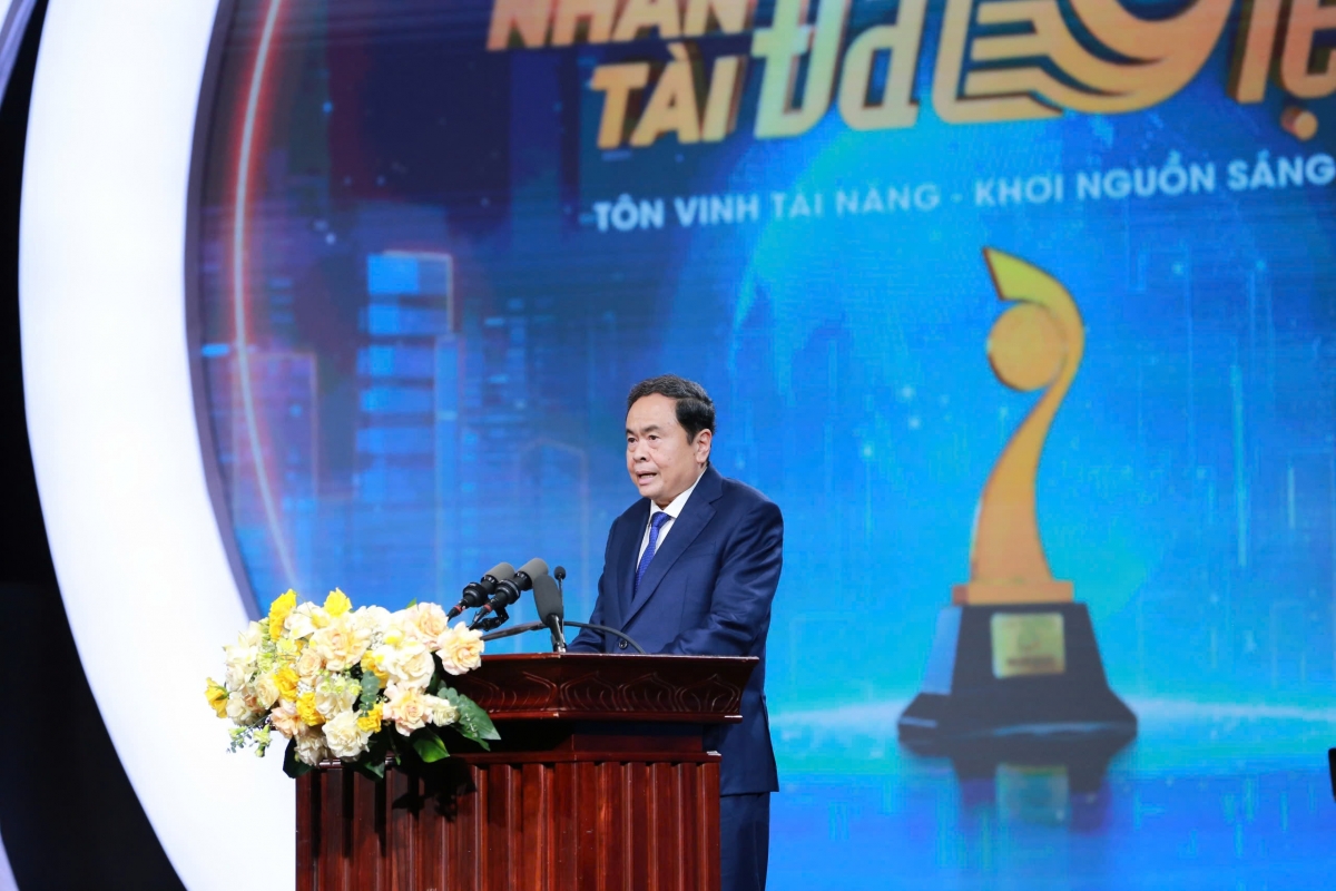 Chủ tịch Quốc hội Trần Thanh Mẫn phát biểu tại Lễ trao giải. Ảnh: CDKH