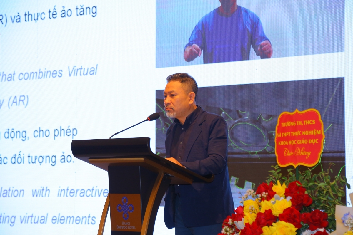 TS Tôn Quang Cường - Trưởng khoa Công nghệ Giáo dục trường ĐH Giáo dục ĐHQGHN
(Ảnh: Thu Lương)