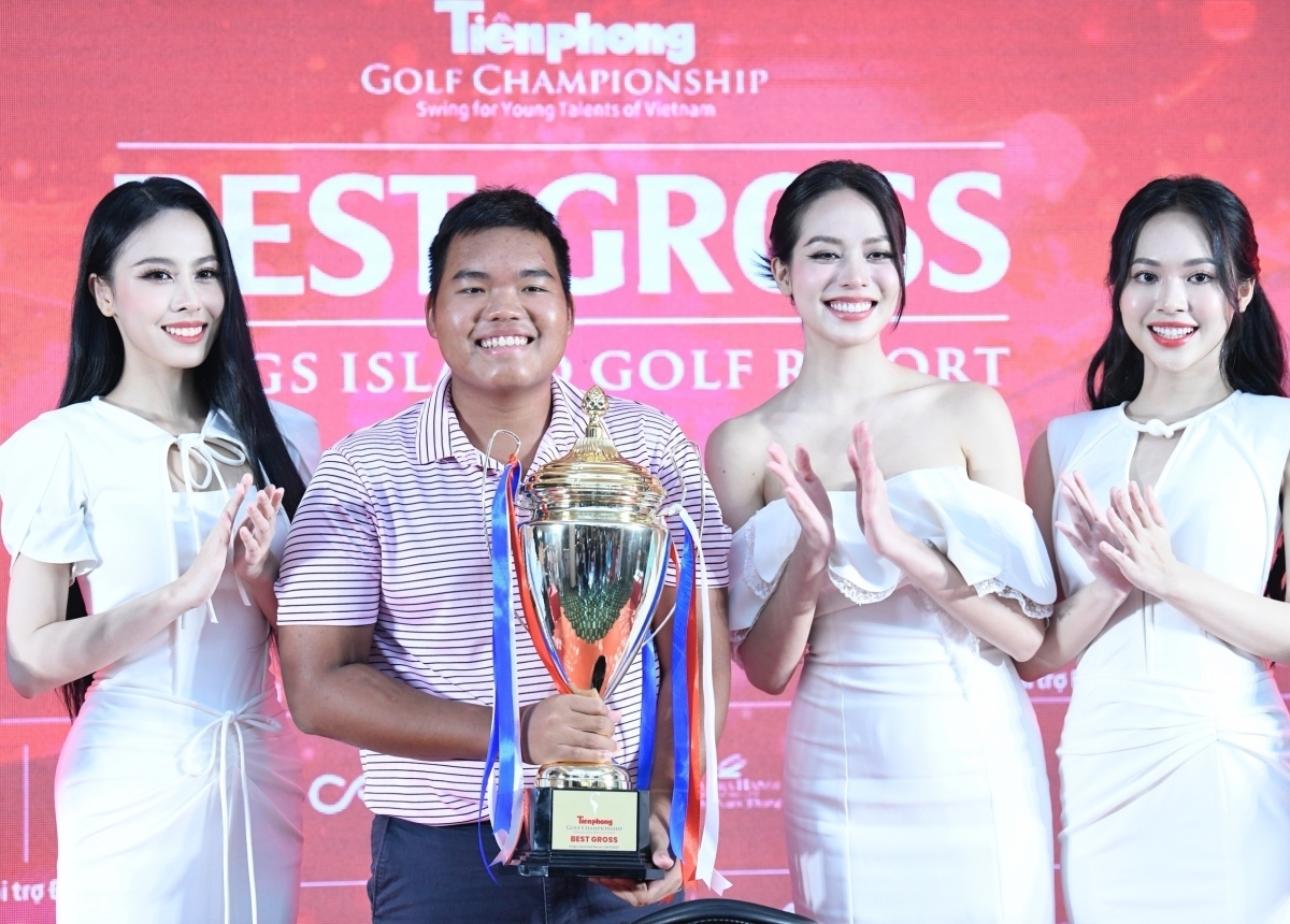 VĐV Nguyễn Đức Sơn vô địch Tiền Phong Golf Championship 2023 ở tuổi 16 (ảnh: BTC)