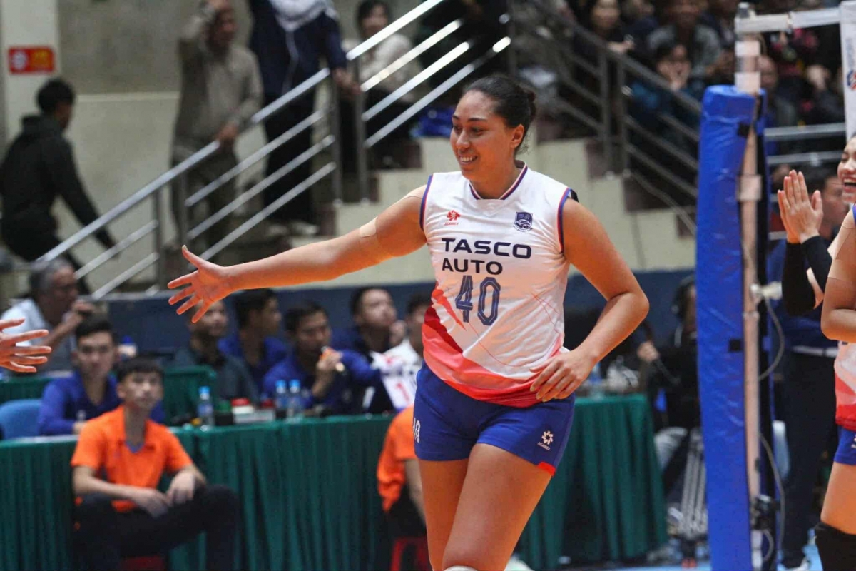 Ngoại binh 30 tuổi người Mỹ Adora Anae thi đấu xuất sắc (Ảnh: BTC)