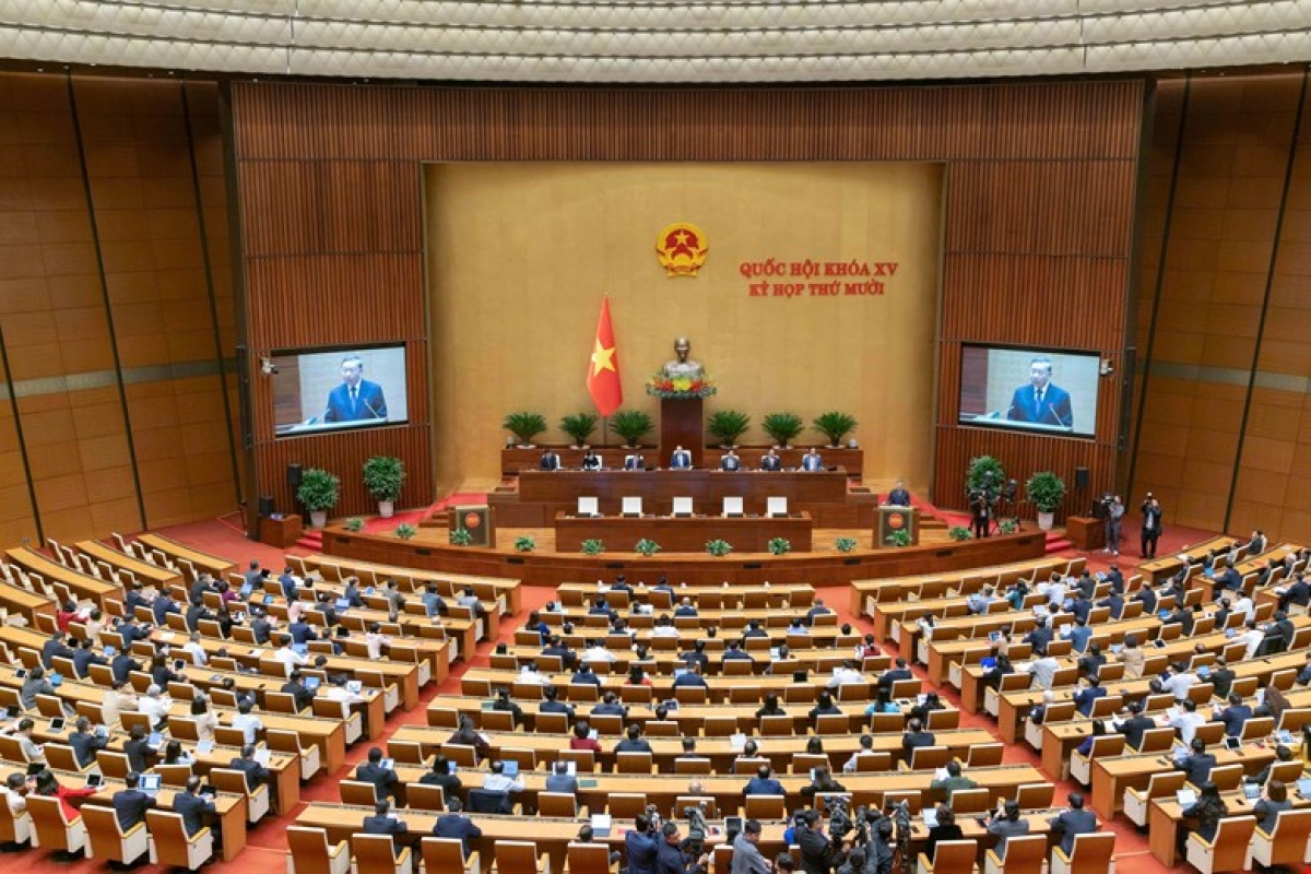 Toàn cảnh phiên họp chiều 4/11. Ảnh: nguồn - quochoi.vn