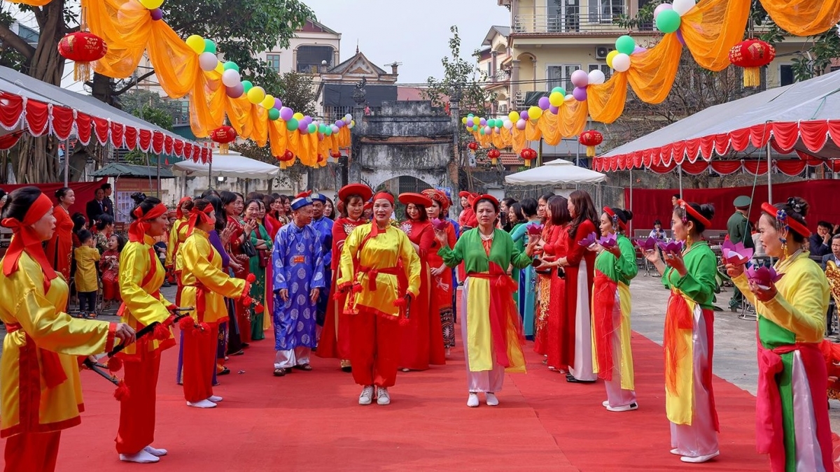 Cùng với nghệ thuật kiến trúc, chạm khắc tinh xảo... nơi đây còn lưu truyền những lễ hội giàu bản sắc. Ảnh: vanhoavaphattrien.vn