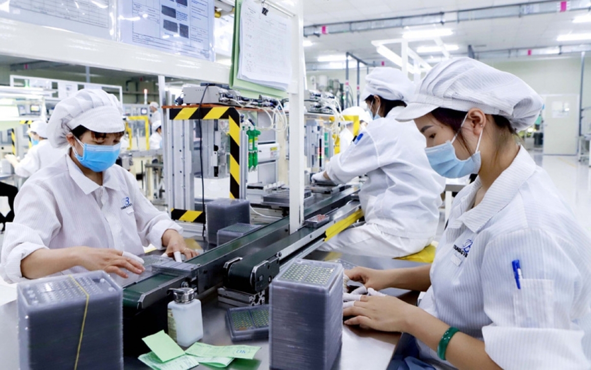 Dây chuyền sản xuất lắp ráp điện tử. Ảnh: Báo Công thương