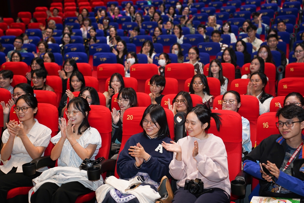 Sự hưởng ứng đông đảo cho thấy sức hút bền bỉ của điện ảnh Việt đối với công chúng, đồng thời thể hiện vai trò quan trọng của Tuần phim trong việc đưa phim Việt đến gần hơn với người xem. Ảnh: BTC