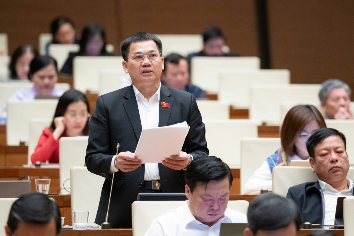 Đại biểu Dương Khắc Mai - Đoàn ĐBQH tỉnh Lâm Đồng.