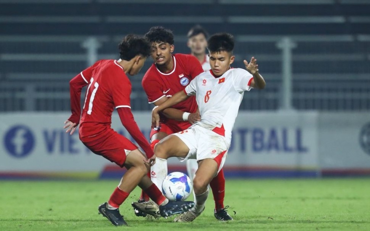 U17 Việt Nam áp đảo hoàn toàn U17 Singapore (Ảnh: VFF)