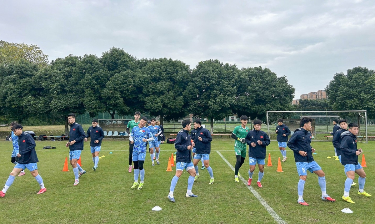 U22 Việt Nam tập luyện ở
Trung Quốc (Ảnh: VFF)