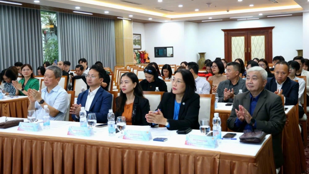 Các đại biểu dự tọa đàm “Bộ tiêu chí văn hóa kinh doanh Việt Nam 2025”. Ảnh: Lê Phú