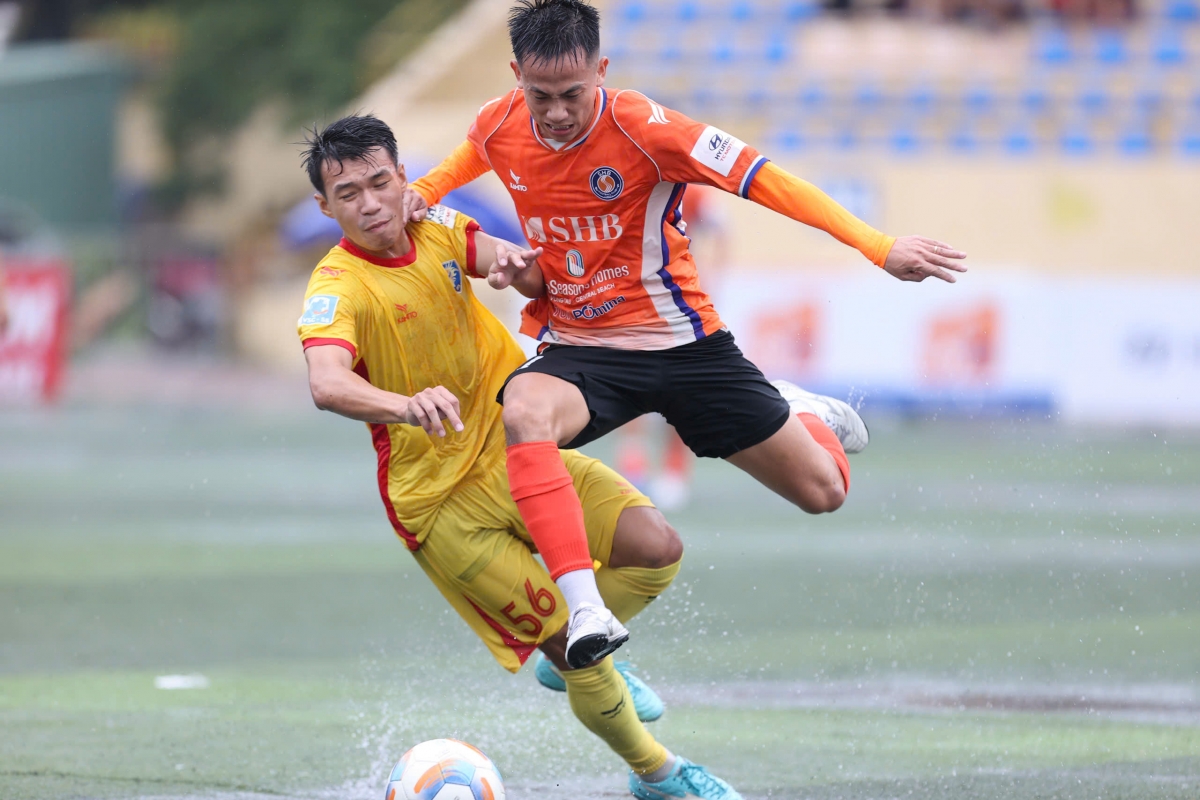 CLB SHB cần tới loạt sút luân lưu để giành vé vào vòng bán kết (ảnh: Vietfootball)