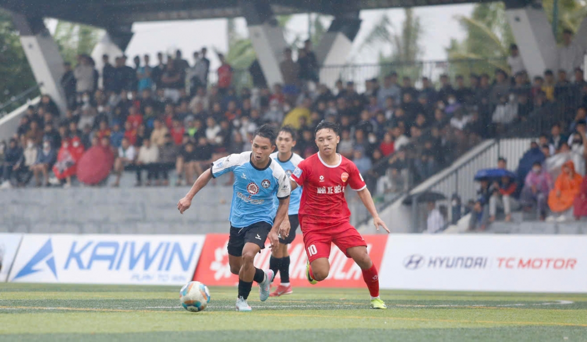 Trường Hưng Thế Gia lần thứ hai vượt qua Hiếu Hoa Quahaco ở trận chung kết (ảnh: Vietfootball)