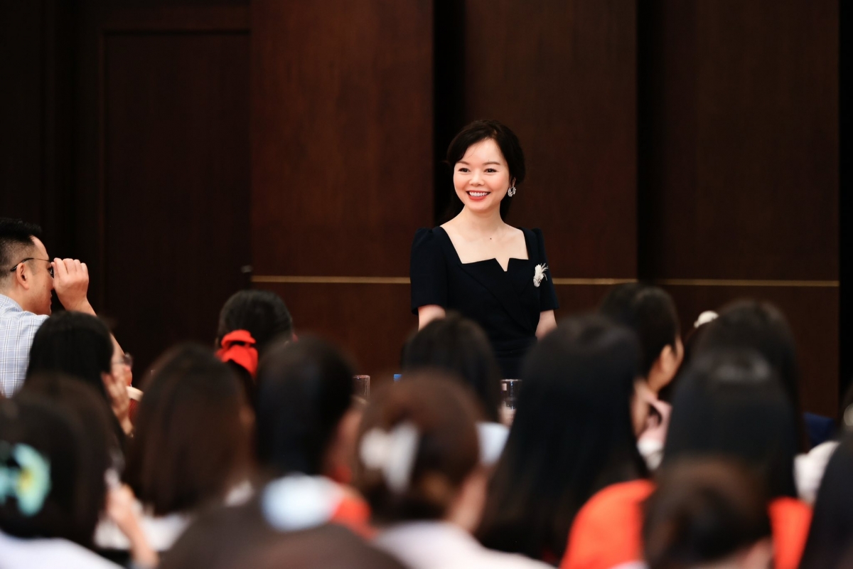 Bà Tống Liên Anh, Phó Viện trưởng Viện học tập suốt đời Việt Nam, người đồng hành cùng các thành phố suốt hành trình xây dựng hồ sơ trình UNESCO. Ảnh: NVCC