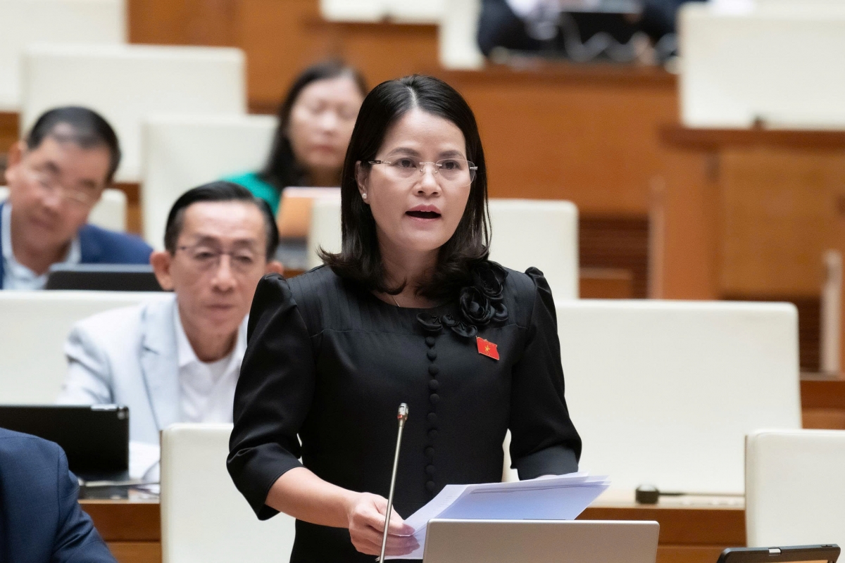 Đại biểu Nguyễn Hoàng Bảo Trân (đoàn ĐBQH Tp.HCM) (Ảnh: Quốc hội)