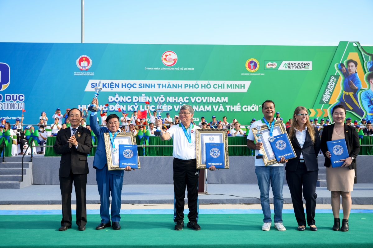 Đồng diễn Vovinam 60.000 học sinh chính thức xác lập kỷ lục kép Việt Nam và thế giới (ảnh: BTC)