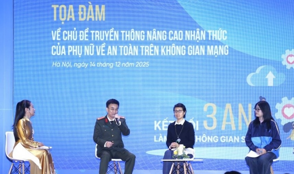 Tọa đàm nâng cao nhận thức của phụ nữ trên không gian mạng trong khuôn khổ lễ phát động "Kết nối 3 An - làm chủ không gian số". Ảnh Hội LHPNVN