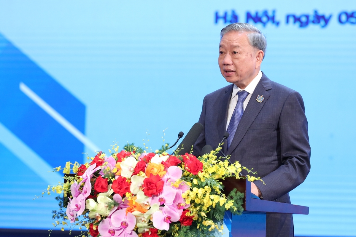 Tổng Bí thư Tô Lâm phát biểu tại buổi Lễ kỷ niệm 80 năm truyền thống ngành Giáo dục và khai giảng năm học 2025 – 2026 (Ảnh: Moet)