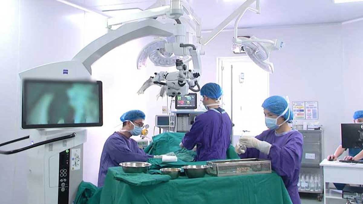 Nhiễu kỹ thuật tiên tiến của thế giới đã được các bác sỹ triển khai thành công tại Việt Nam giúp các gia đình hiếm muộn tìm được hạnh phúc. Ảnh Internet