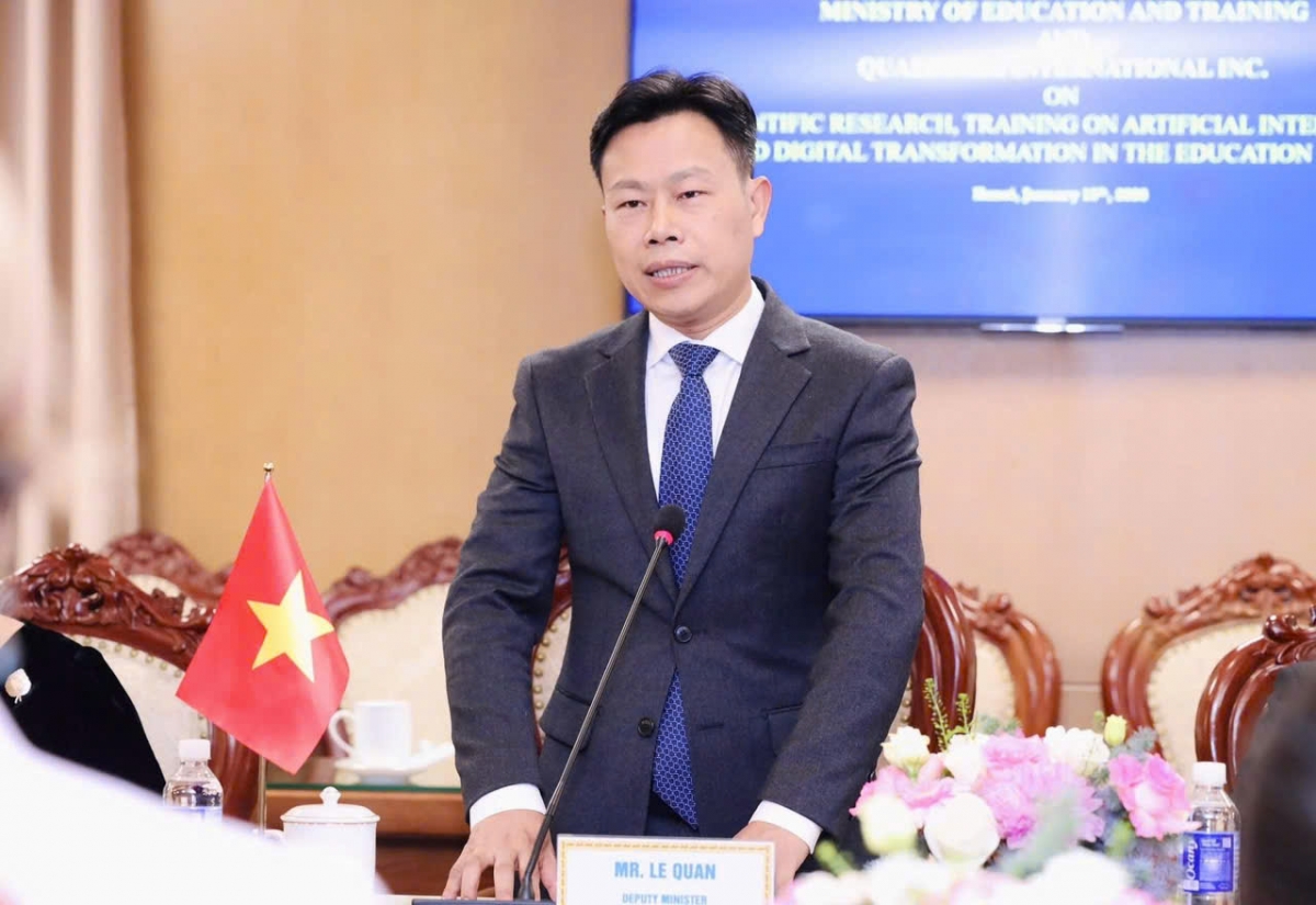 Thứ trưởng Bộ GD-ĐT Lê Quân phát biểu tại Lễ ký kết (Ảnh MOET)