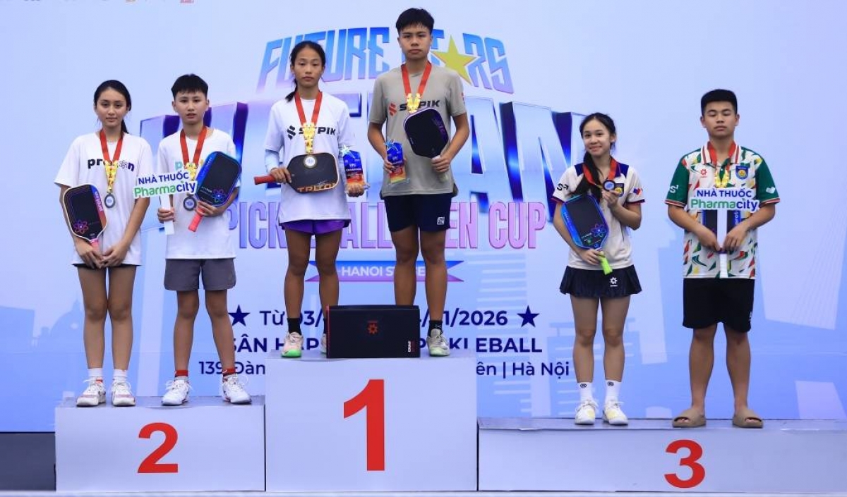 BTC trao thưởng cho VĐV xuất sắc ở 25 nội dung được chia theo nhiều lứa tuổi (ảnh: BTC)