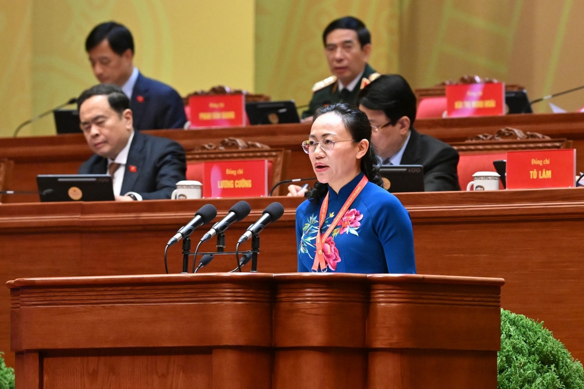 Đồng chí Lê Ngọc Hân, Bí thư Đảng ủy đặc khu Cô Tô, tỉnh Quảng Ninh (Ảnh: TTXVN)