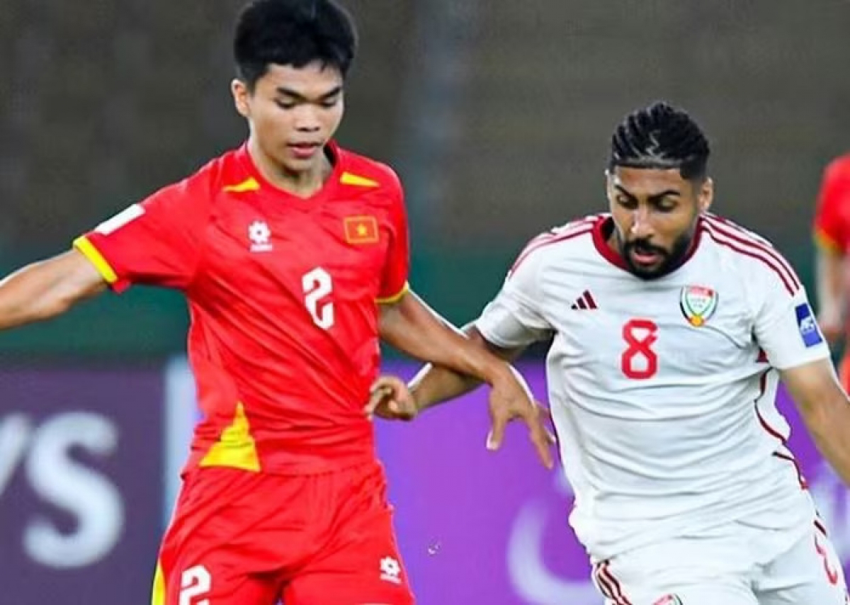 Lê Phát đưa U23 Việt Nam vươn lên dẫn điểm trước trong hiệp 1.
Ảnh: AFC.